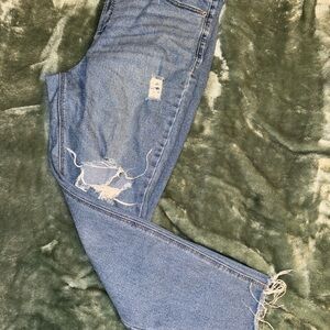 Old Navy Women's Jeans in Light Blue
